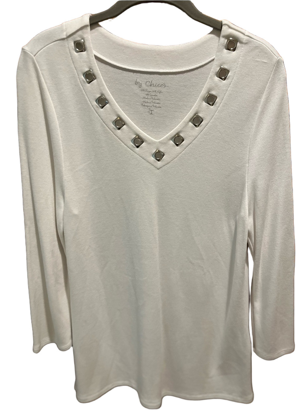 59. WOMENS CHICO’S 1/M DETAIL TOP